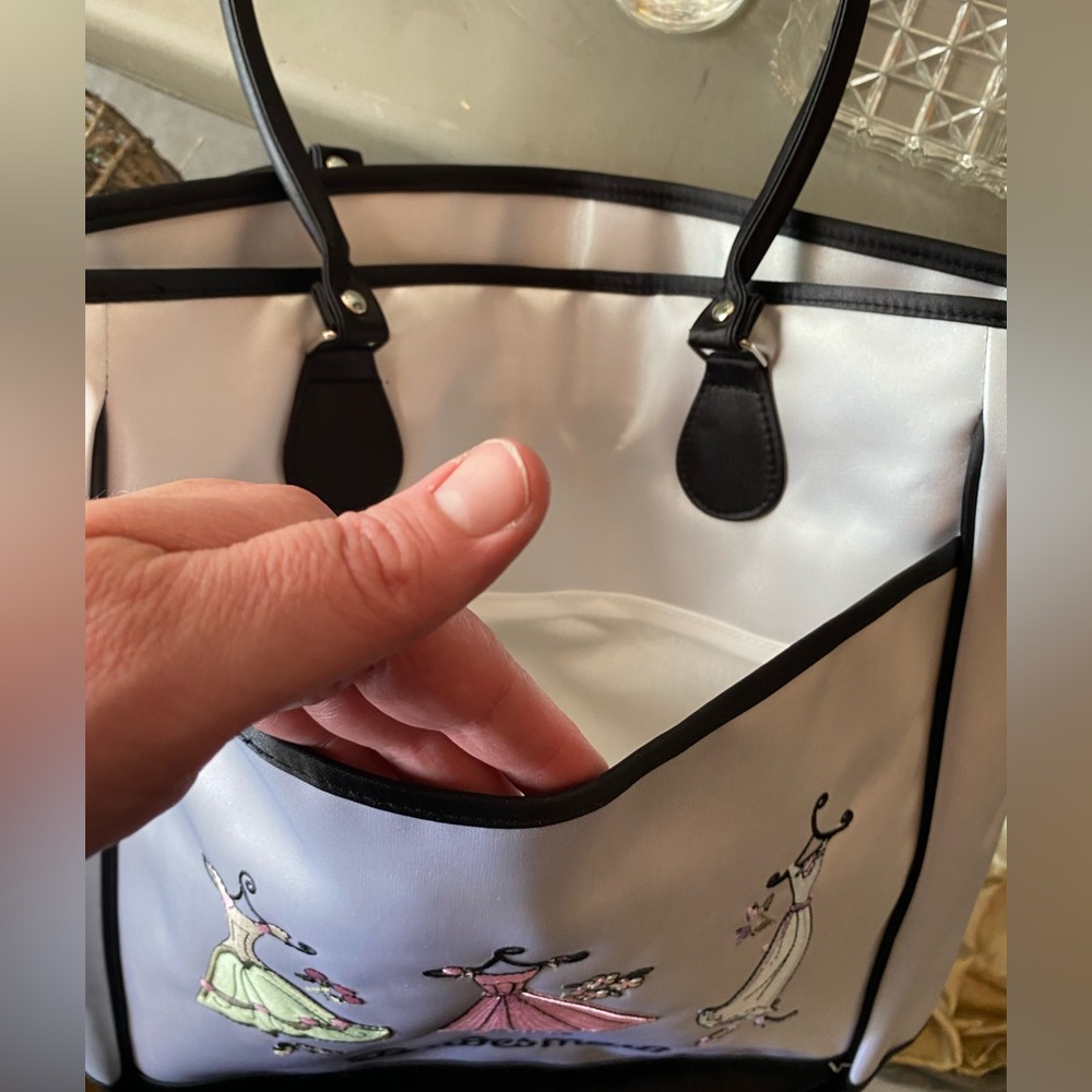NWOT Satin Embroidered BRIDESMAID Large Tote - Picture 6 of 6